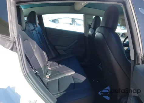 2020 Tesla Model 3 Long Range Dual Motor All-Wheel Drive z USA, uszkodzony, nr VIN 5YJ3E1EB7LF637536